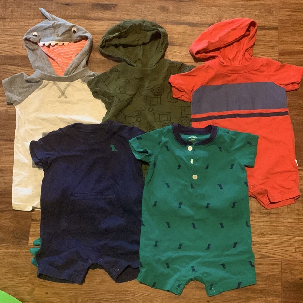 Carters size 6m Rompers